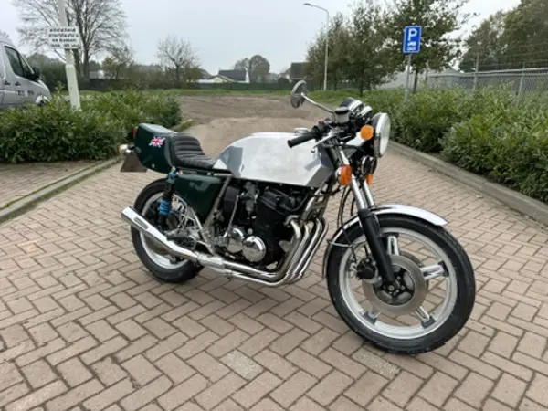 Honda Seeley 750